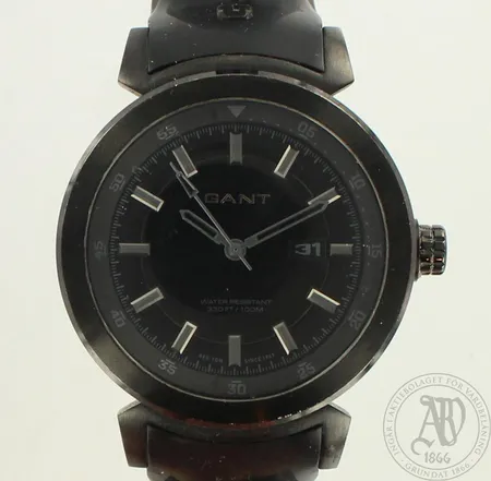 Teräsrannekello Gant, W70351, taulun Ø 45mm, taulussa pientä käytön jälkeä, Quartz, kumiranneke
