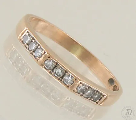 Timanttisormus 9xn.0.02ct 8/8-hiontaisia, koko 17½, 585, paino 2,1g