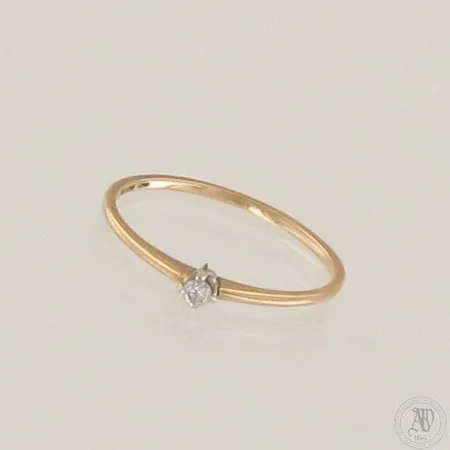 Timanttisormus 1xn.0.03ct, koko 16¼, 750, paino 0,8g