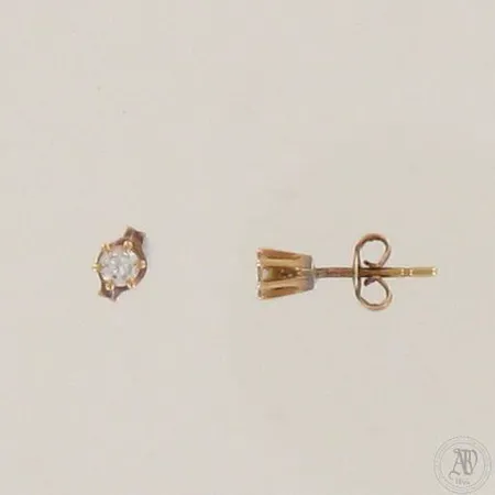 Timanttikorvanapit 2xn.0.10ct, 585, paino 0,7g