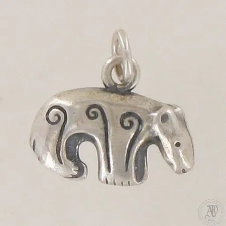 Riipus, Kalevala Koru, Kalevankarhu, korkeus 15mm, 925, paino 2,4g
