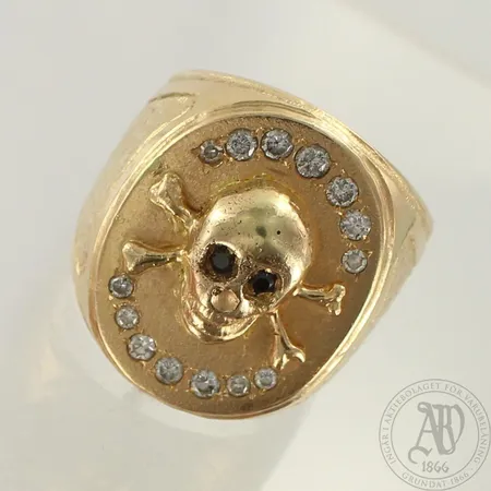 Timanttisormus 14xn.0.02-0.09ct, koko 22½, 585, paino 57,1g  