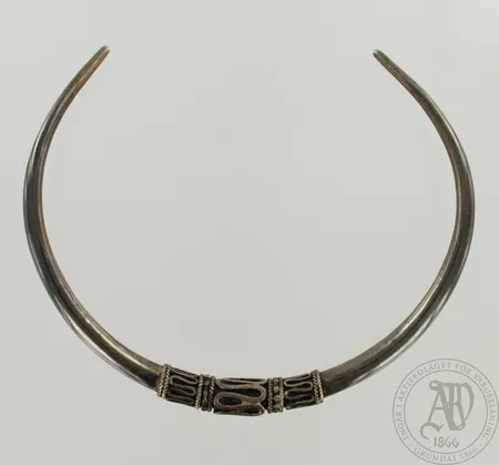 Kaulaketju, leveys 13cm, 925, paino 30,1g 