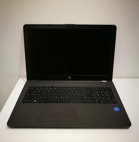 Kannettava tietokone HP 250 G6 Celeron N335, 4Gb, 128Gb, 1 Tt HDD - DVD-kirjoitin - 15.6" TN 1920 x 1080 (Full HD) - HD Graphics 500 - dark ash silver, laturi, ostokuitti 12.2.2018, lähetetään postipakettina