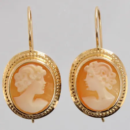 Camee-korvakorut, korkeus 24mm, 585br, paino 1,9g