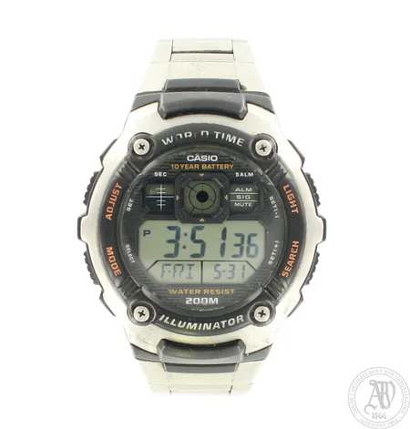 Teräsrannekello Casio, Illuminator World Time, AE-2000W, Quartz, taulun 64mm, pieniä käytön jälkiä, rannekkeen pituus 175mm, 3 lisäpalaa, laatikko