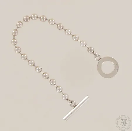 Rannekoru Gucci, hieman käytön jälkiä, todistus, säilytyspussi, laatikko, pituus 170mm, 925, paino 14,5g