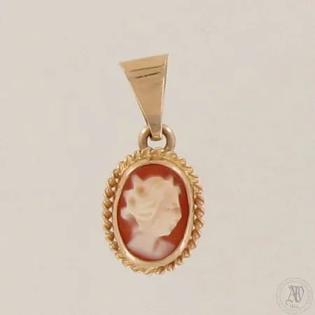 Camee-riipus, korkeus16mm, 585br, paino 0,7g