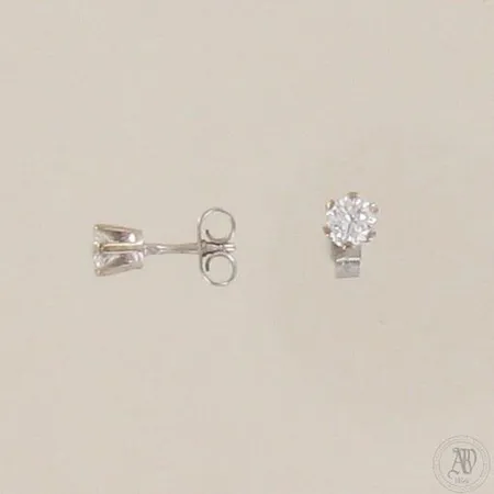Timanttikorvakorut 2xn.0.375ct, Ø 6mm, alkuperätodistus Tillander, 750 valkokulta, paino 1,9g