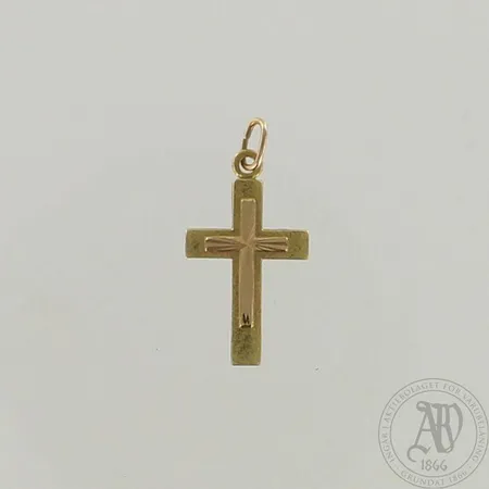 Ristiriipus, kaiverrettu, korkeus 24mm, 585, paino 0,6g 