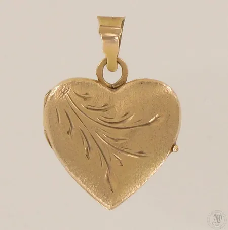 Sydän-medaljonki, korkeus 35mm, 585br, paino 6,7g