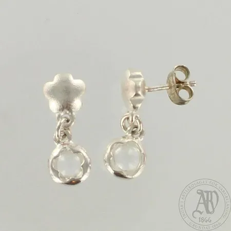 Korvakorut Kalevala Koru, Ainoa, Design Kirsti Doukas, korkeus 20mm, 925br, paino 4,7g 