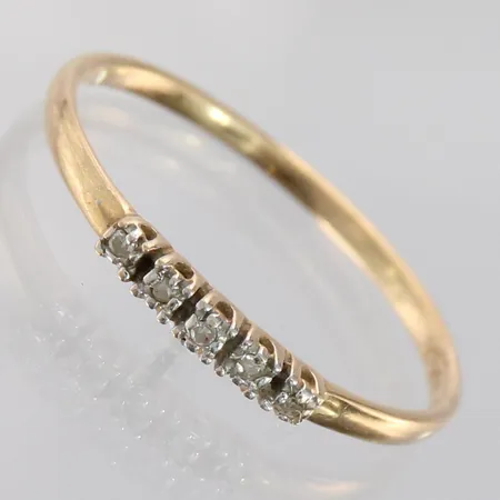 Timanttisormus 5xn.0.005ct, koko 17¾, 585, paino 0,9g