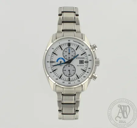 Citizen Eco Drive Chronograph, B612-S104394, pieniä käytön jälkiä, taulun Ø45mm, hihnan pituus 190mm.