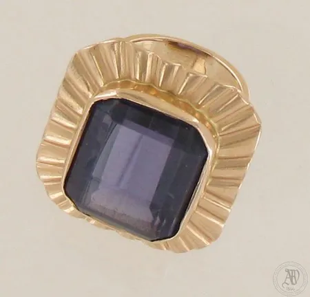 Kivisormus, kiven kiinnitys hieman löystynyt, koko 18¾, leima käsityö, tekijänleima MSa, vuodelta 1991, 585br, paino 26,2g