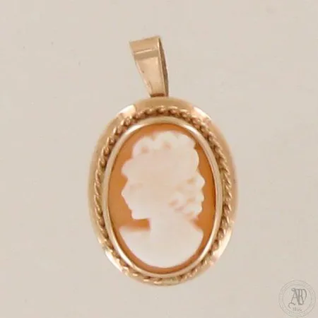 Camee-rintakoru riipuslenkillä, korkeus 20mm, leveys 15mm, 585br, paino 1,5g