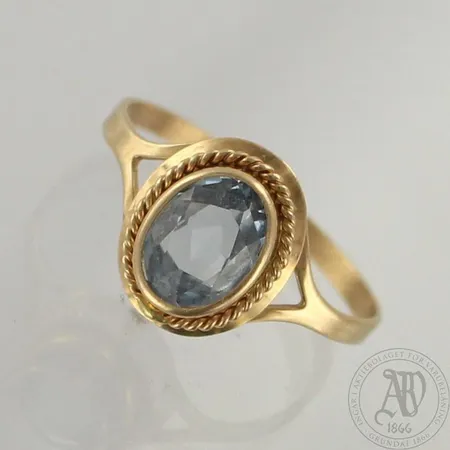 Kivisormus, koko 17¼, 585br 1,4g