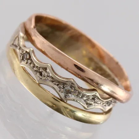 Viallinen timanttisormus 3xn.0.005ct, 585, paino 3,0g