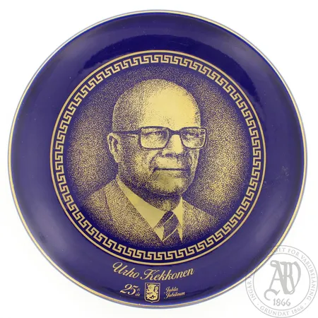 Seinälautanen Arabia, Suomen presidentit, Urho Kekkonen, 1981, Ø 19,5cm Lähetetään postipakettina.