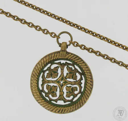 Kaulakoru, riipuksen Ø 46mm, ketjun pituus 59cm, riipus-8, Kalevala Koru