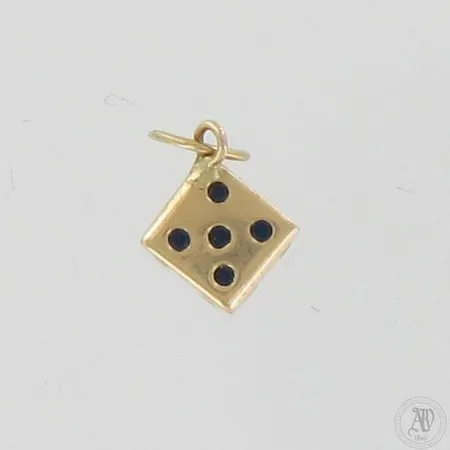 Noppa-riipus, korkeus ja leveys 15mm ja 5mm, 585, paino 0,5g