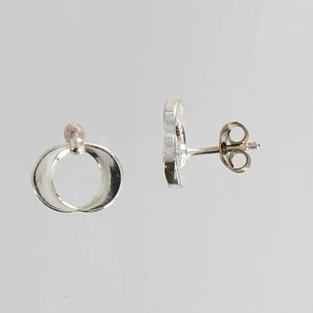 Korvakorut, Kalevala Koru Korona, korkeus 10mm,  925, paino 2,4g