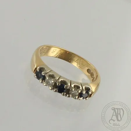 Kivisormus timanteilla 2xn.0.06ct, kaiverrettu, koko 16, 585br, paino 3,7g 