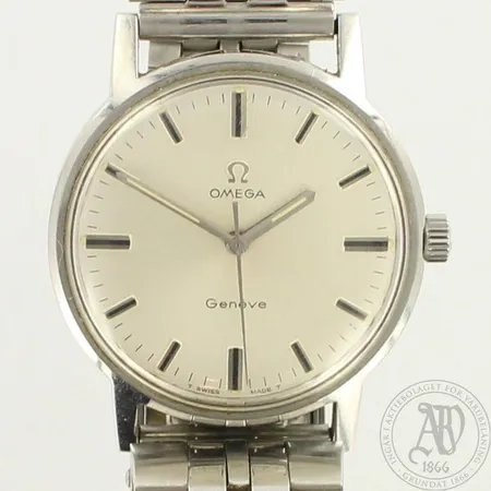 Teräsrannekello Omega Geneve, lasissa ja rannekkeessa käytön jälkiä,  mekaaninen, taulun Ø35mm, rannekkeen pituus 210mm, ranneke ei ole alkuperäinen