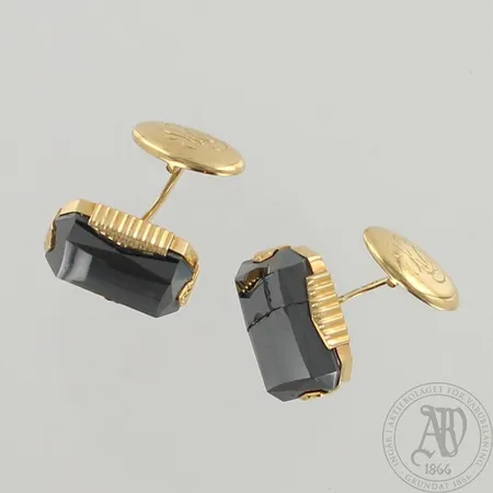 Vialliset kivikalvosinnapit, 585br, paino 12,7g 