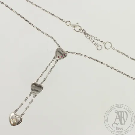 Timanttikaulakoru, 3xn.0.005ct, ketjun pituus 52cm, ketjun pituus säädettävä, riipus osan pituus 85mm, 925br, paino 12,5g 