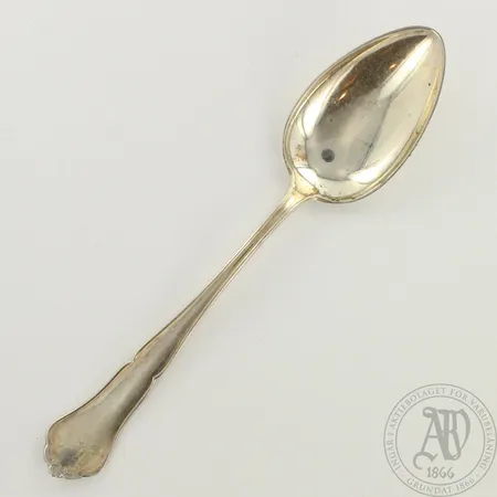 Jälkiruokalusikka, Chippendale, kaiverrettu, käytön jälkiä, pituus 170mm, 813, paino 34,6g