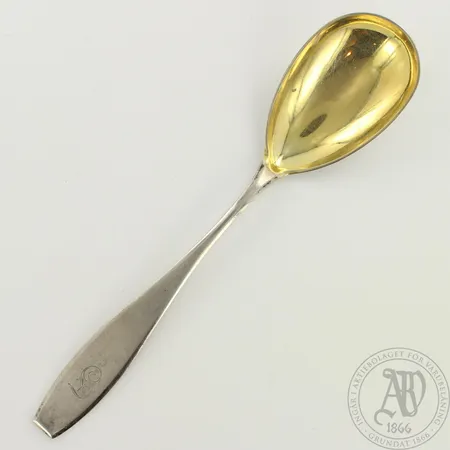 Hillolusikka, Matta, kaiverrettu, pituus 175mm, 813, paino 29,2g 