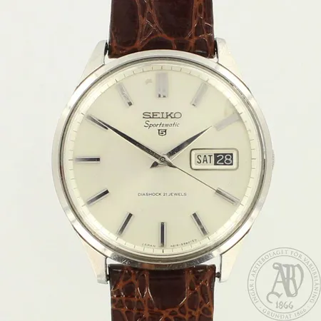 Rannekello päivyrillä, Seiko Sportsmatic 5, Diashock 21 jewels, käytön jälkiä,  Ø37mm, 4D03028, nahkaranneke