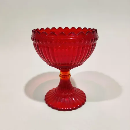 Mariskooli, Iittala Marimekko, korkeus 155mm, punainen Lähetetään postipakettina.