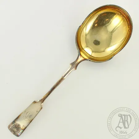 Tarjoiluaterin, Musla, kaiverrettu, pituus 210mm, 813, paino 73,7g 