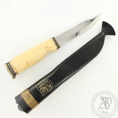 Puukko Martini, Suomi-Finland puukko, visakoivu ja vahattu, pronssivaluhelat, terän pituus 11cm, nahkatuppi, uuden veroinen