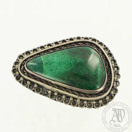 Kiririipus rintakorumekanismilla, kivi haljennut, leveys 50mm, 925br, paino 17,1g 