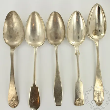 5 ruokalusikkaa, kaiverrettuja, pituus 200-220mm, 813, paino 218,7g 