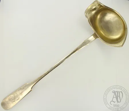 Liemikauha, kaiverrettu, pituus 340mm, 813, paino 147,7g 