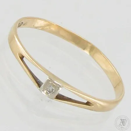Viallinen timanttisormus 1xn.0.005ct, koko 18¾, 585, paino 1,0g