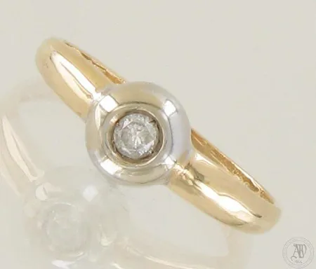 Timanttisormus 1xn.0.10ct, koko 17, 585 kelta- ja valkokulta, paino 1,6g