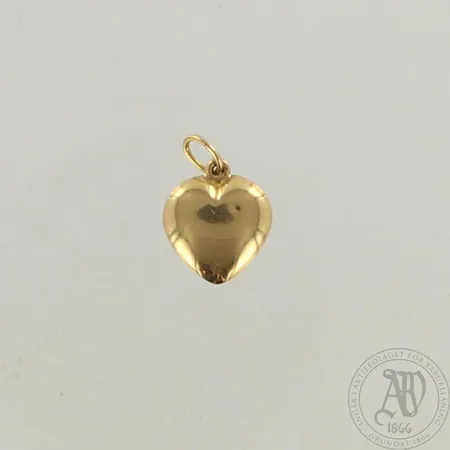 Sydänriipus, korkeus 15mm, 585, paino 0,6g 