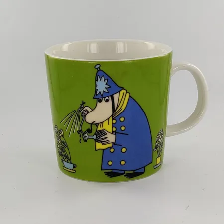 Muumimuki Arabia, Poliisimestari  Lähetetään postipakettina.