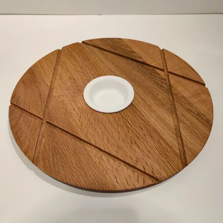Ruis tarjoilualusta, Tapio, Design Terhi Tuominen & Jitan V. Patel Lähetetään postipakettina.