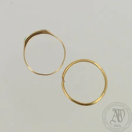 Viallisia sormuksia, 585br ja 750, paino 4,1g