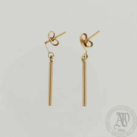 Korvakorut, korkeus 24mm, 585, paino 0,7g