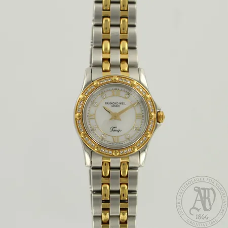 Teräsrannekello, Raymond Weil Tango, quartz, ref. 5790-SPS-00995 V799457, taulun Ø 22mm, taulussa 44xn.0.004ct timanttia, rannekkeen pituus 185mm, laatikko, takuutodistus 9/2017 Kultasäde Oy