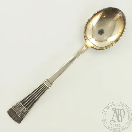 Lusikka, Tähkä, pituus 140mm, 830, paino 25,9g 