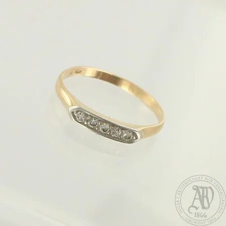Timanttisormus 5xn0.03ct, koko 17¾, 585 kelta- ja valkokulta, paino 1,7g 