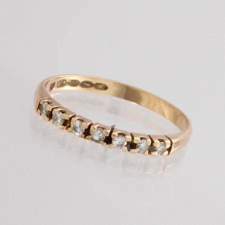 Timanttisormus 7xn.0.02ct, koko 18, 750, paino 1,9g